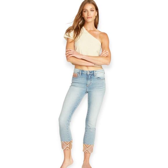 NWT Driftwood Colette Crop Jean SIZE 33 Diamond Daze Blue Emrboidered NEW - Picture 12 of 13